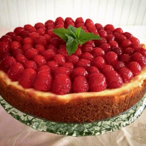 Berry Yummy Cake (It’s berry good) – Bottomless Vegan